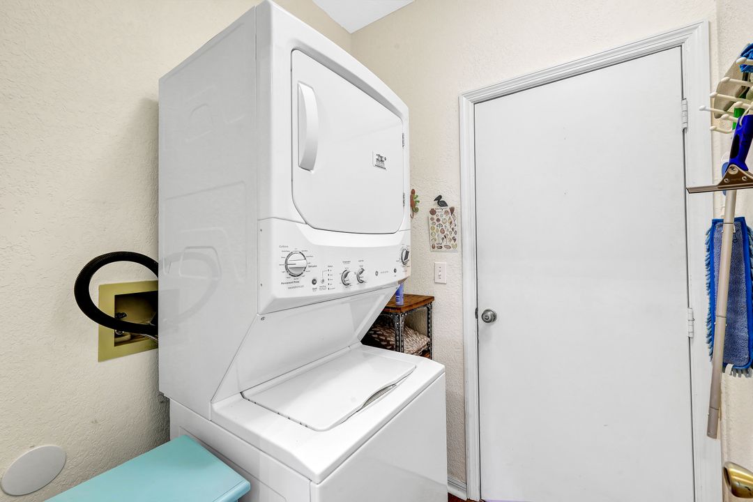 411 Emerald Bay Cir #A7, Naples, FL 34110