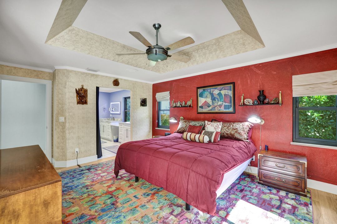 201 Palmetto Dunes Cir, Naples, FL 34113