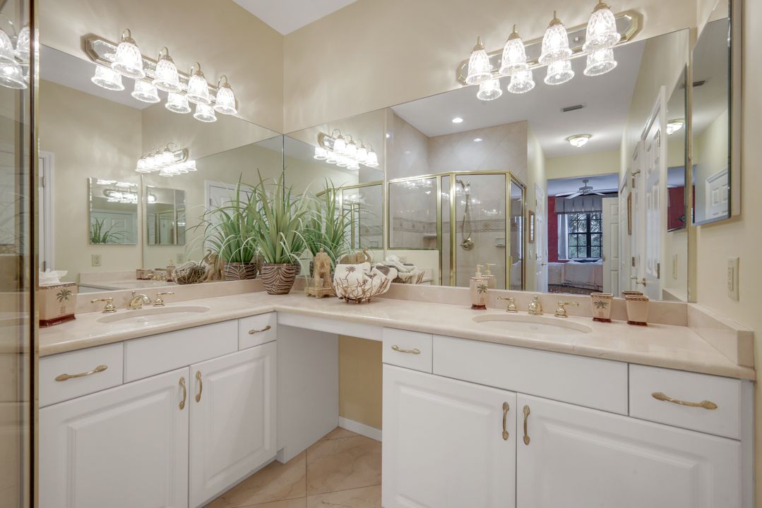 4864 Hampshire Ct #203, Naples, FL 34112