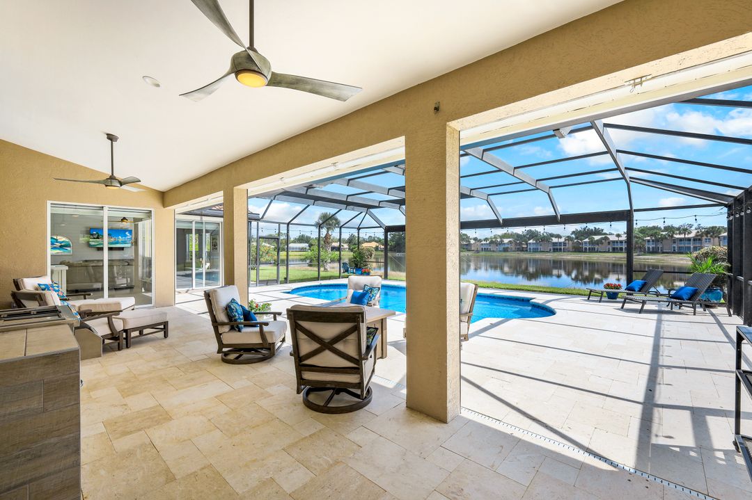 3730 Lakemont Dr, Bonita Springs, FL 34134