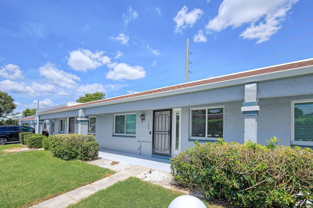 321 Cape Coral Pkwy W #105, Cape Coral, FL 33914