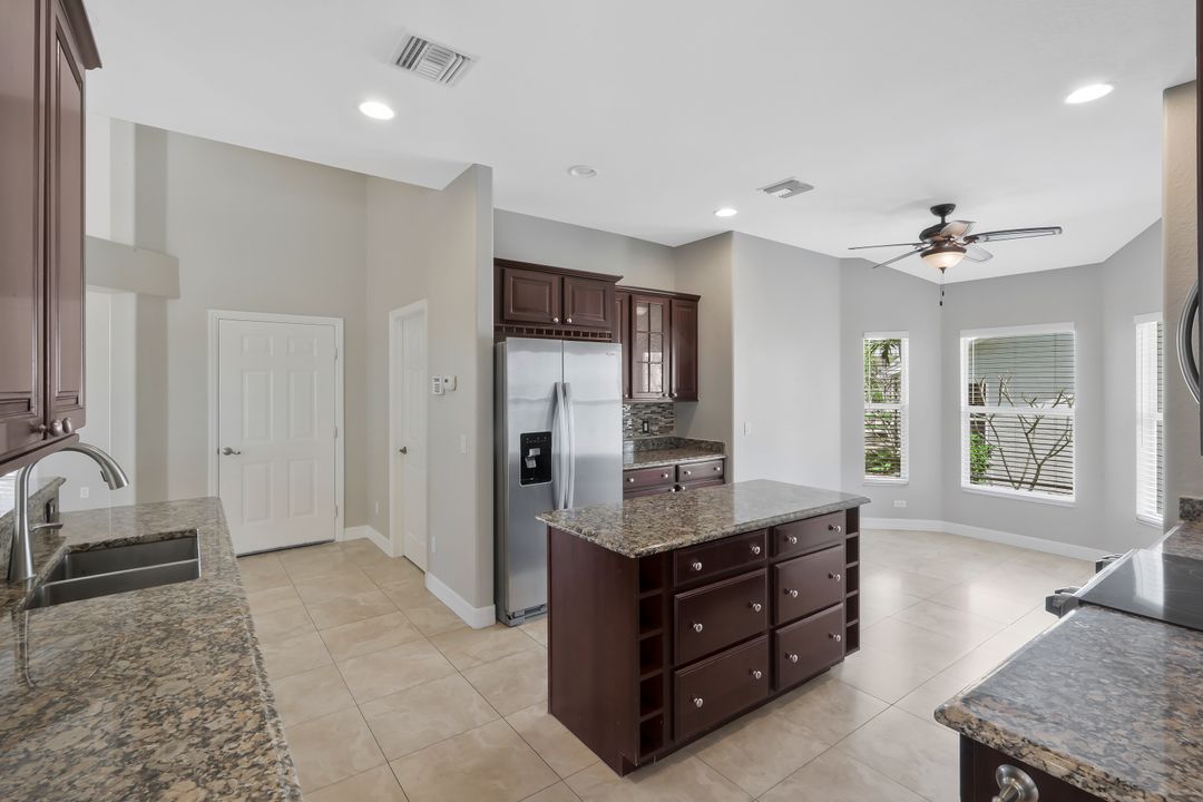 1302 SW 20th St, Cape Coral, FL 33991