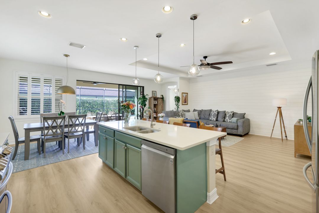 16357 Aberdeen Wy, Naples, FL 34110