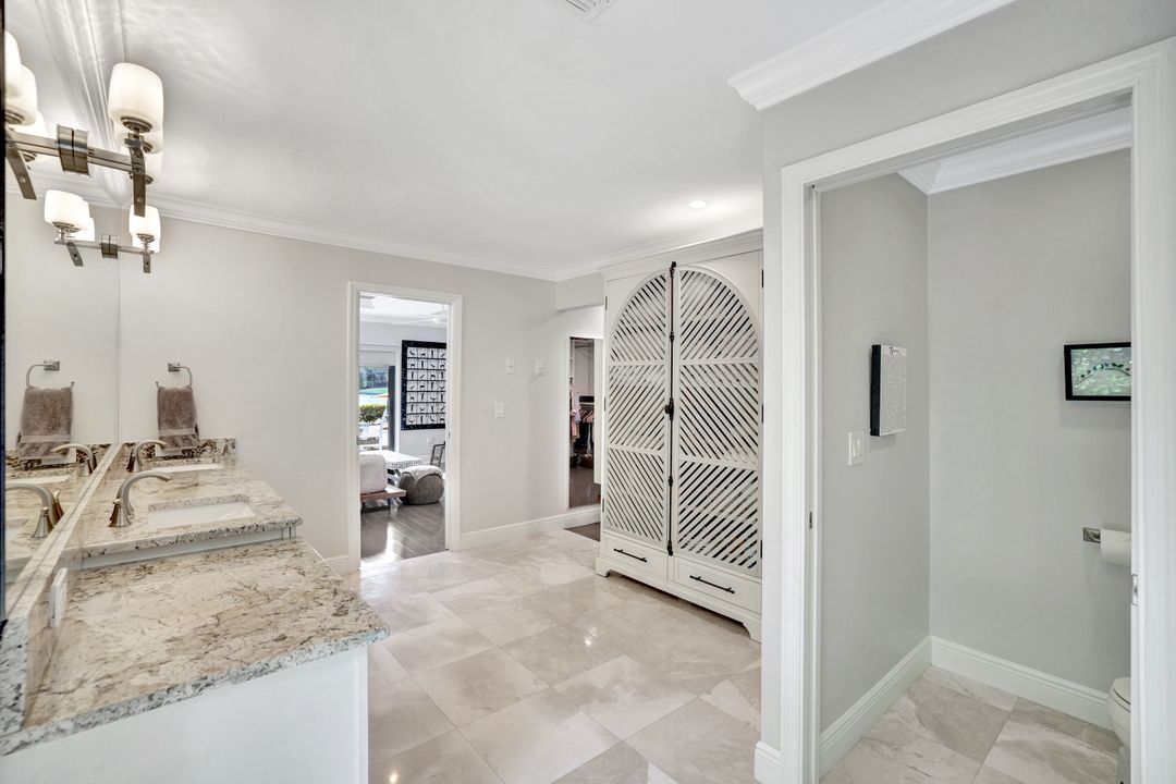 36 Cajeput Dr, Naples, FL 34108