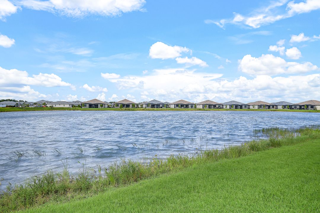 14014 Pine Lodge Ln, Fort Myers, FL 33913