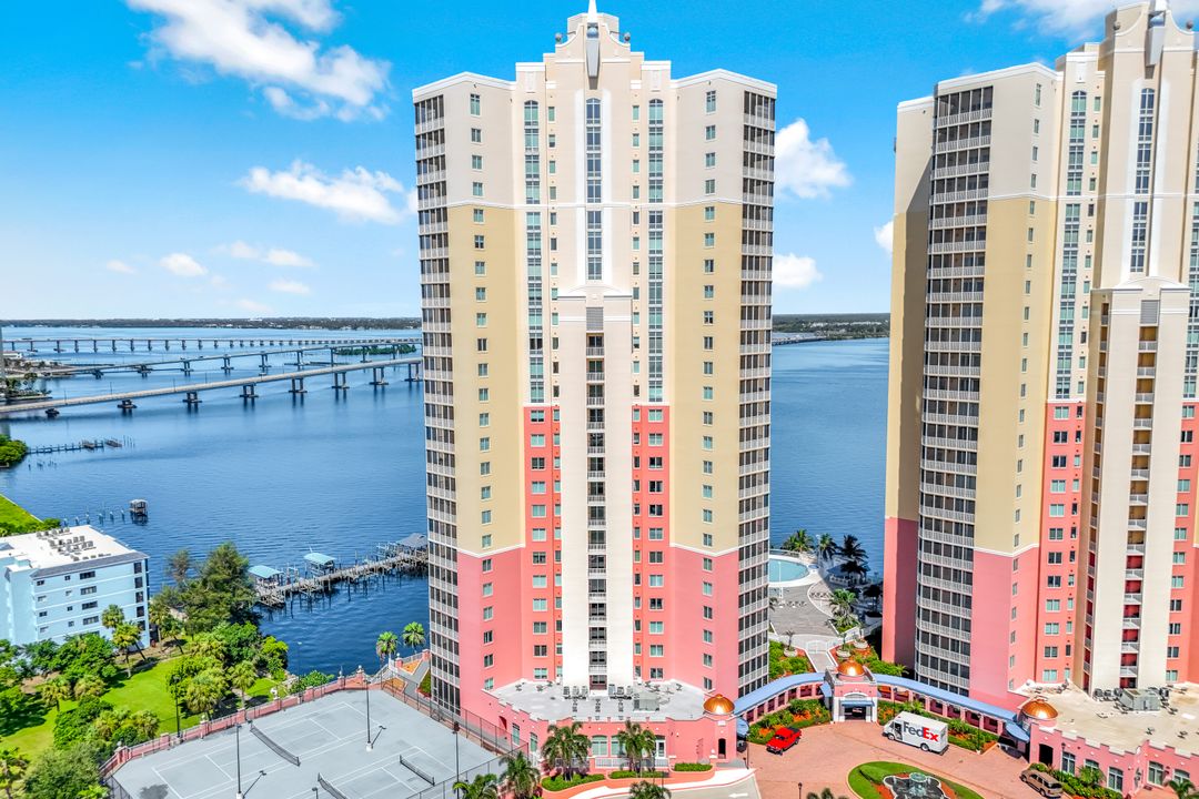 2743 First St #2303, Fort Myers, FL 33916