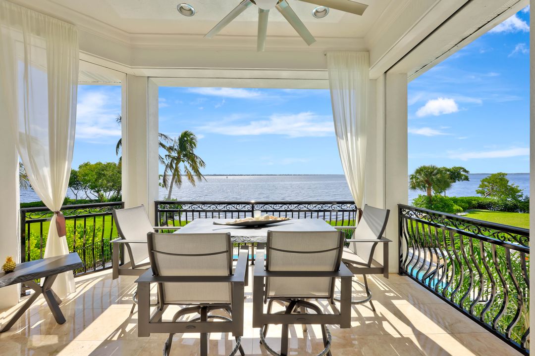 12560 Panasoffkee Dr, North Fort Myers, FL 33903