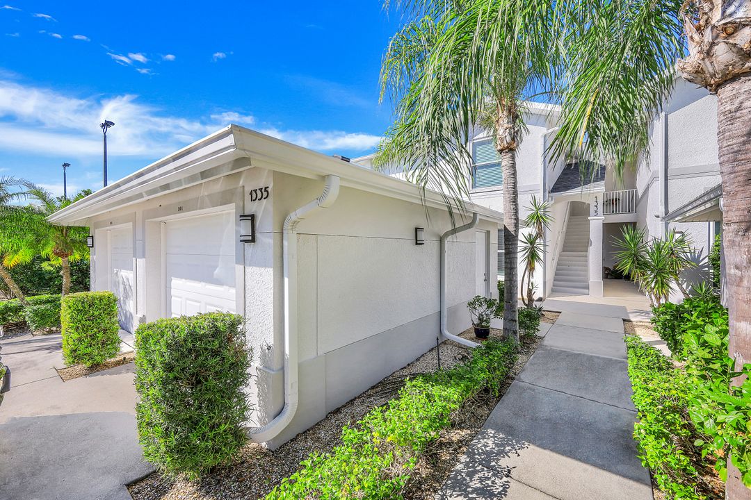 1335 Charleston Square Dr #101, Naples, FL 34110