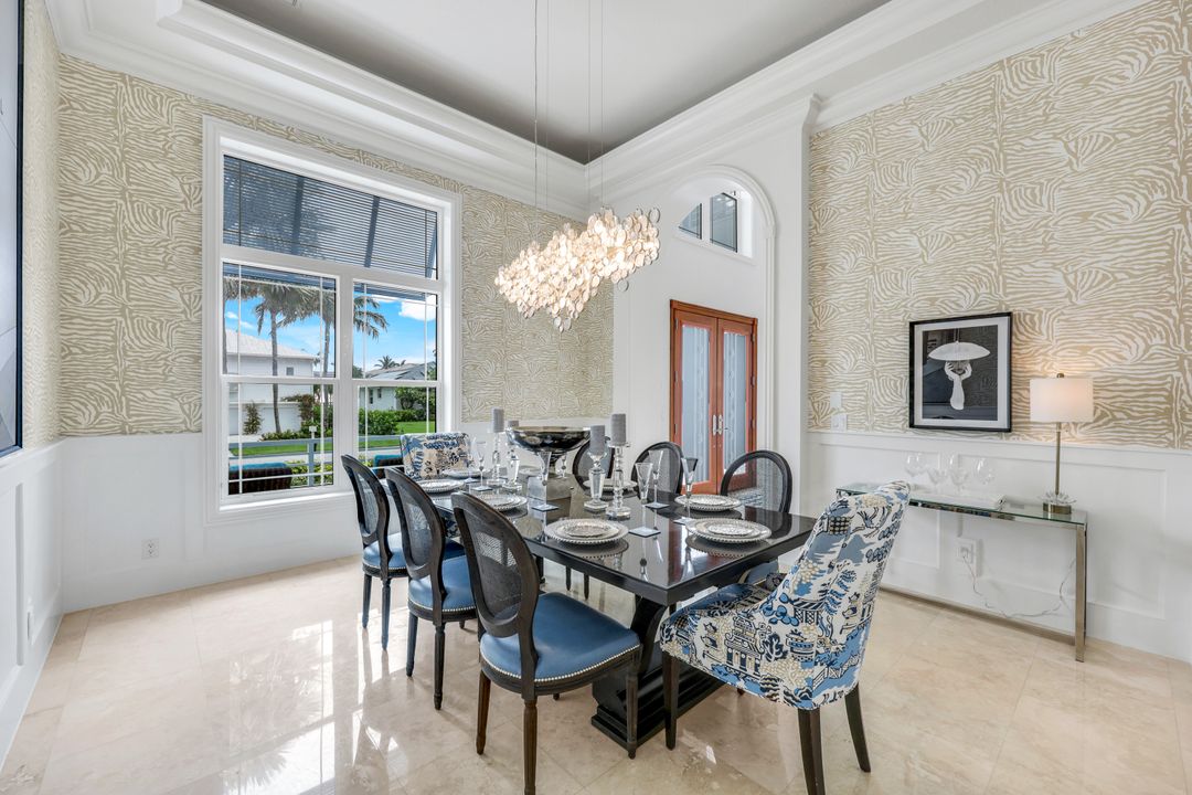 434 Conners Ave, Naples, FL 34108