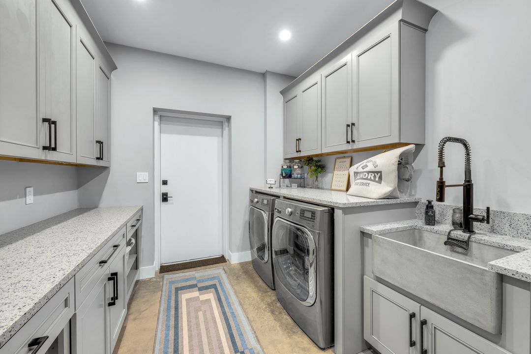 4412 Pinetree Blvd, Saint James City, FL 33956