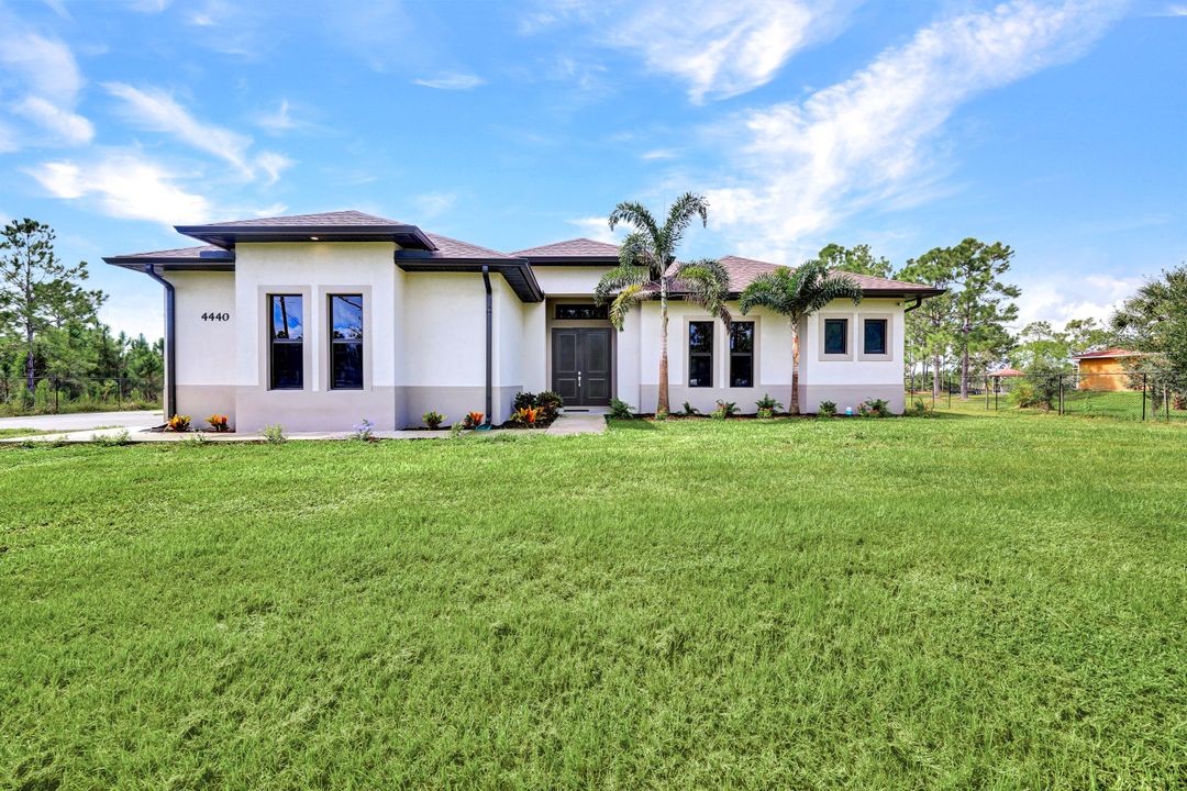 4440 43rd Ave NE, Naples, FL 34120