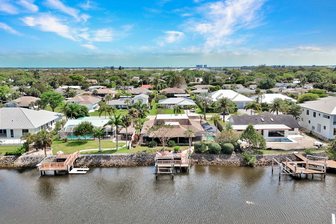 2361 Longboat Dr, Naples, FL 34104