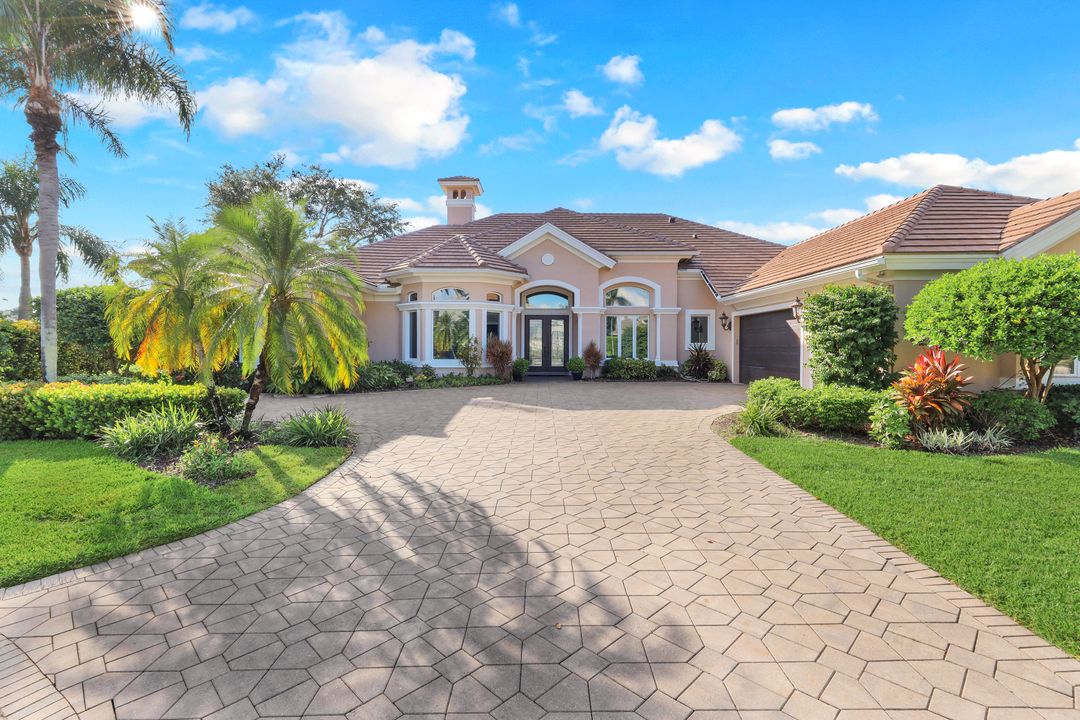15295 Pembroke Point, Naples, FL 34110