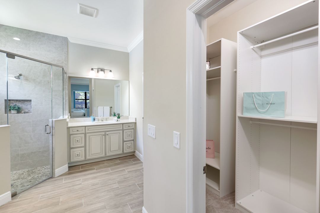 8360 Preserve Point Dr, Fort Myers, FL 33912
