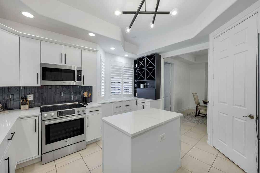 10220 Bellavista Cir #1402, Miromar Lakes, FL 33913
