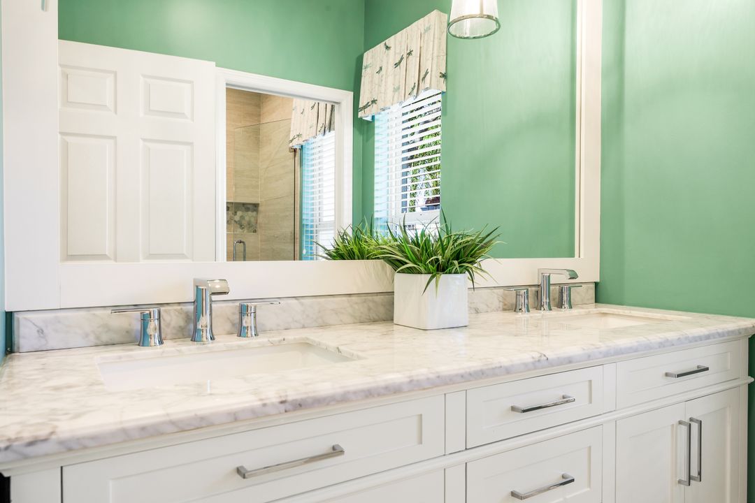 4260 Inca Dove Ct, Naples, FL 34119