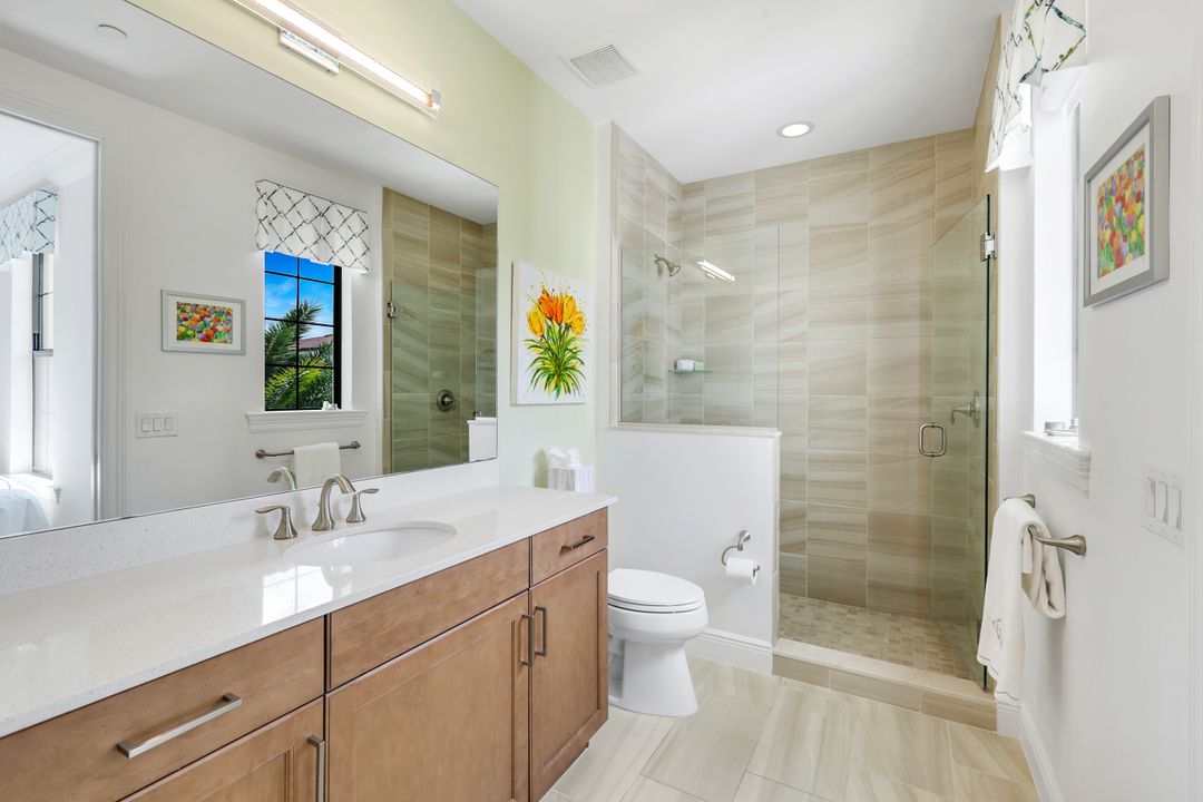 16391 Viansa Wy #202, Naples, FL 34110