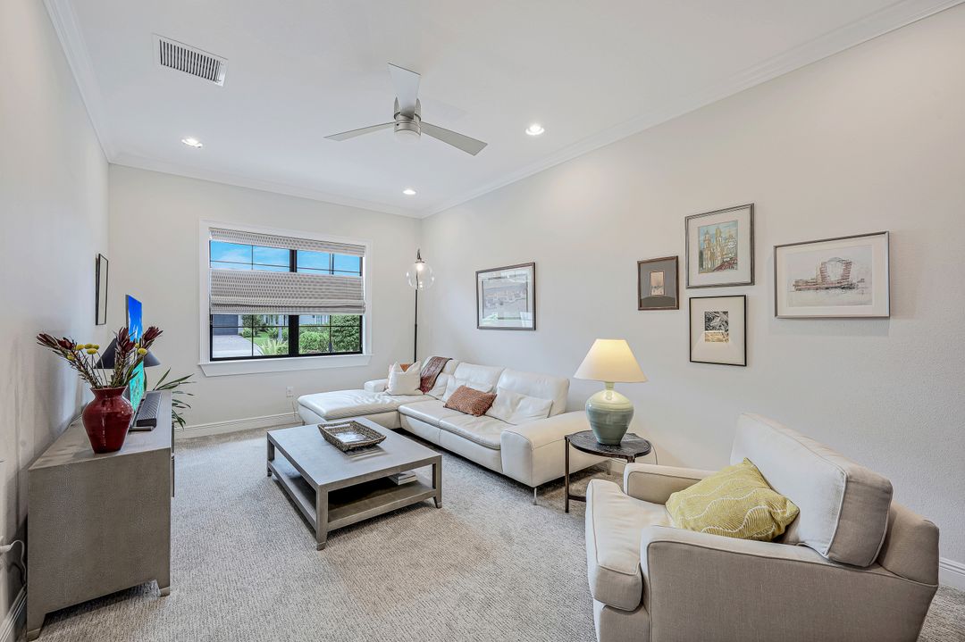 12762 Dundee Ln, Naples, FL 34120
