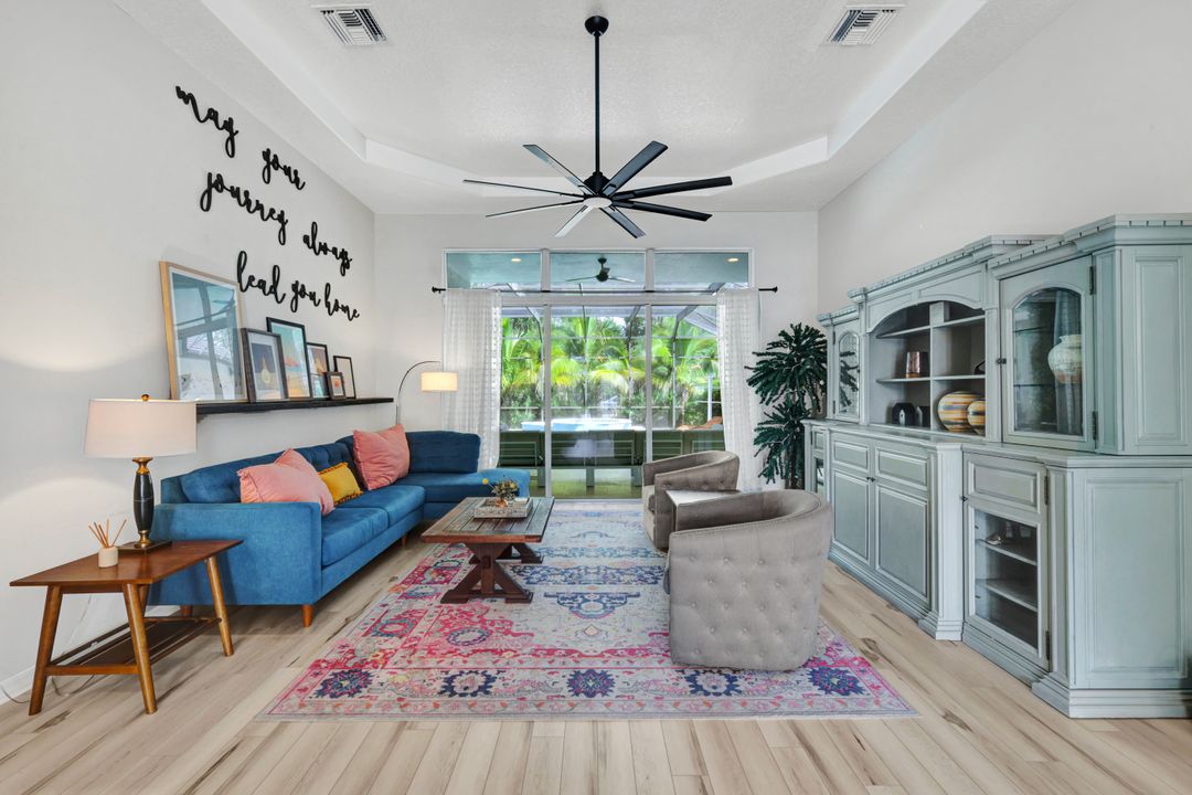 8133 Lowbank Dr, Naples, FL 34109