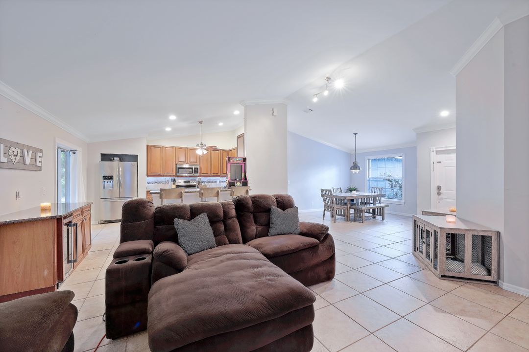 4295 14th St NE, Naples, FL 34120