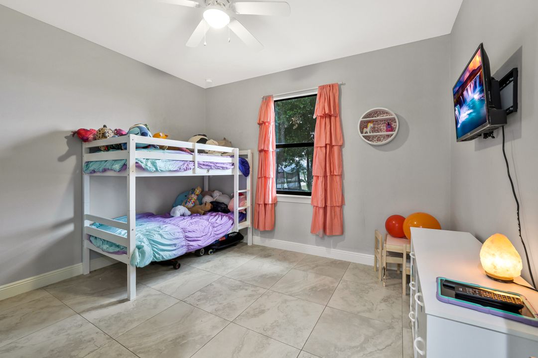 3790 54th Ave NE, Naples, FL 34120