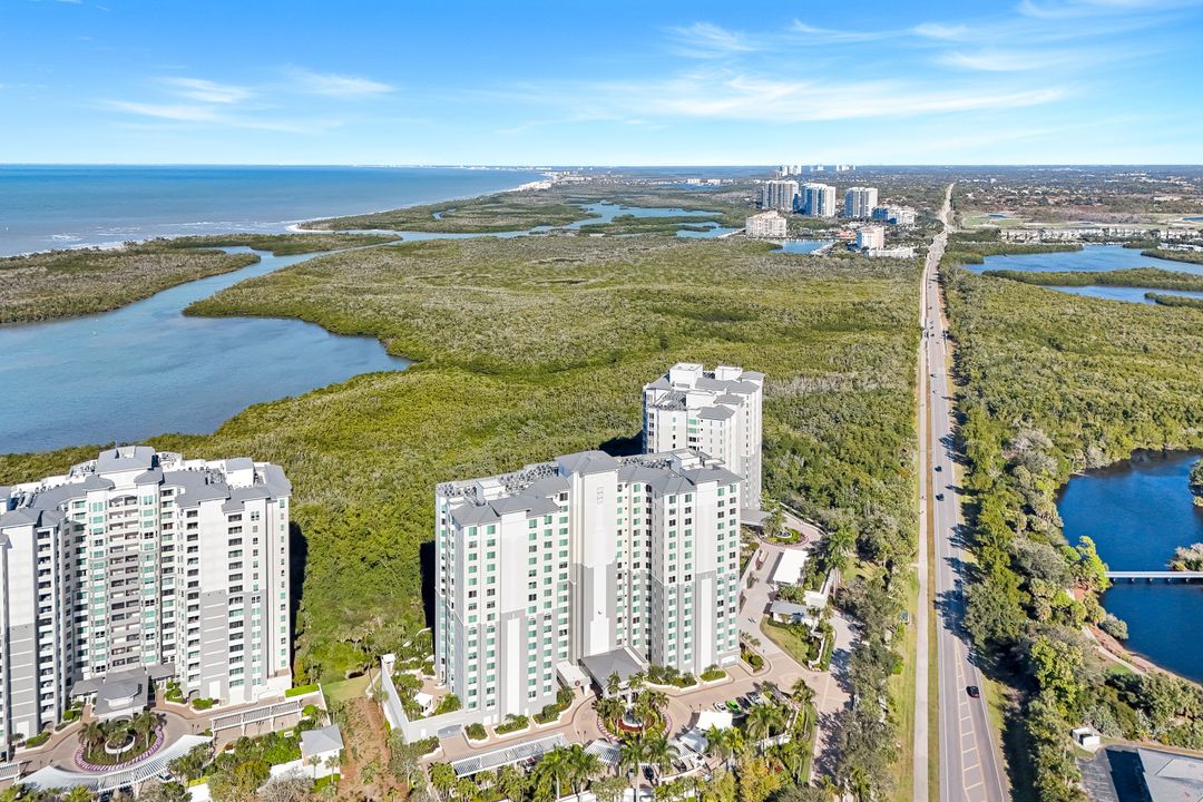 275 Indies Way #1606, Naples, FL 34110