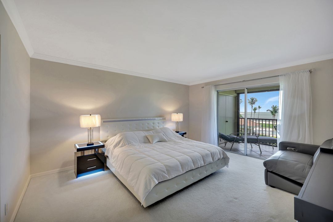 1080 S Collier Blvd #305, Marco Island, FL 34145