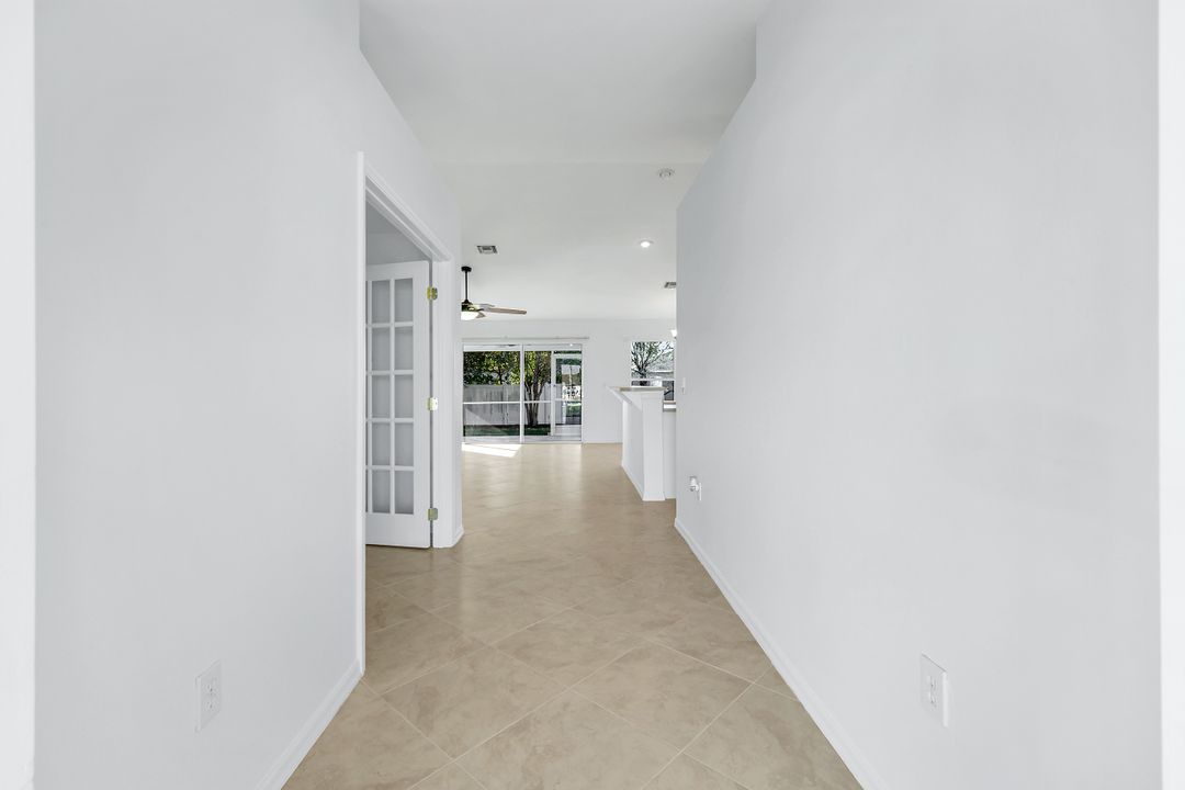 1706 NE 2nd Pl, Cape Coral, FL 33909