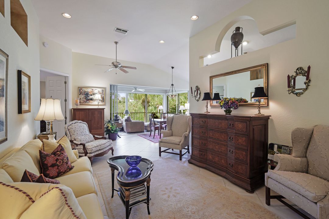 4051 Bayhead Dr #202, Bonita Springs, FL 34134