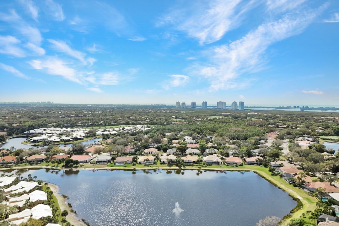 3750 Lakemont Dr, Bonita Springs, FL 34134