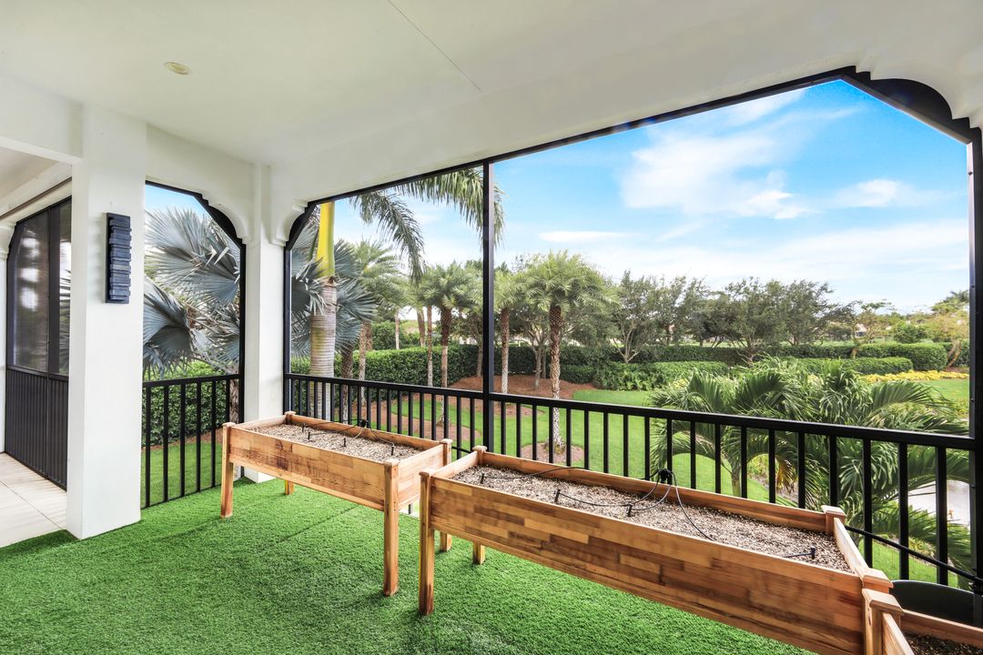 16358 Corsica Way #201, Naples, FL 34110