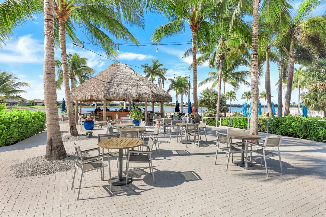 14448 Neptune Ave, Naples, FL 34114