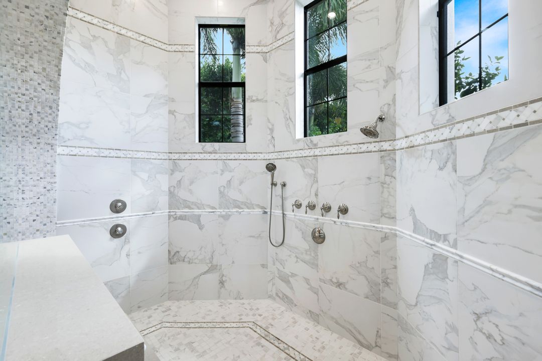 16747 Prato Way, Naples, FL 34110