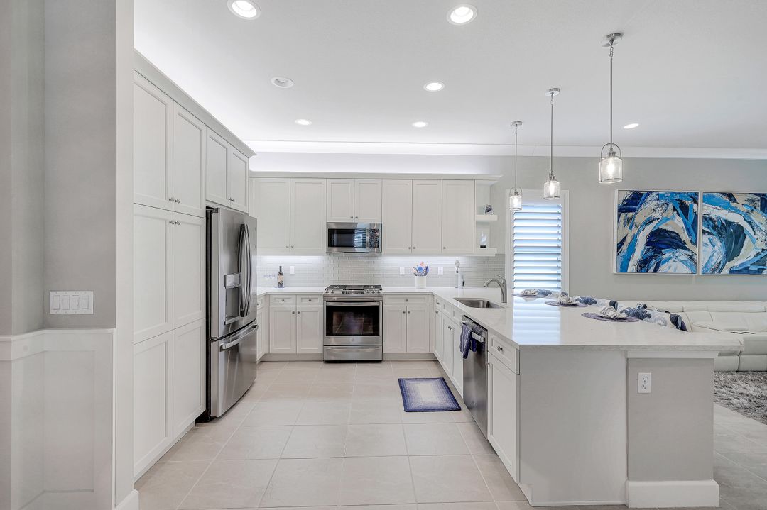 28450 Capraia Dr, Bonita Springs, FL 34135