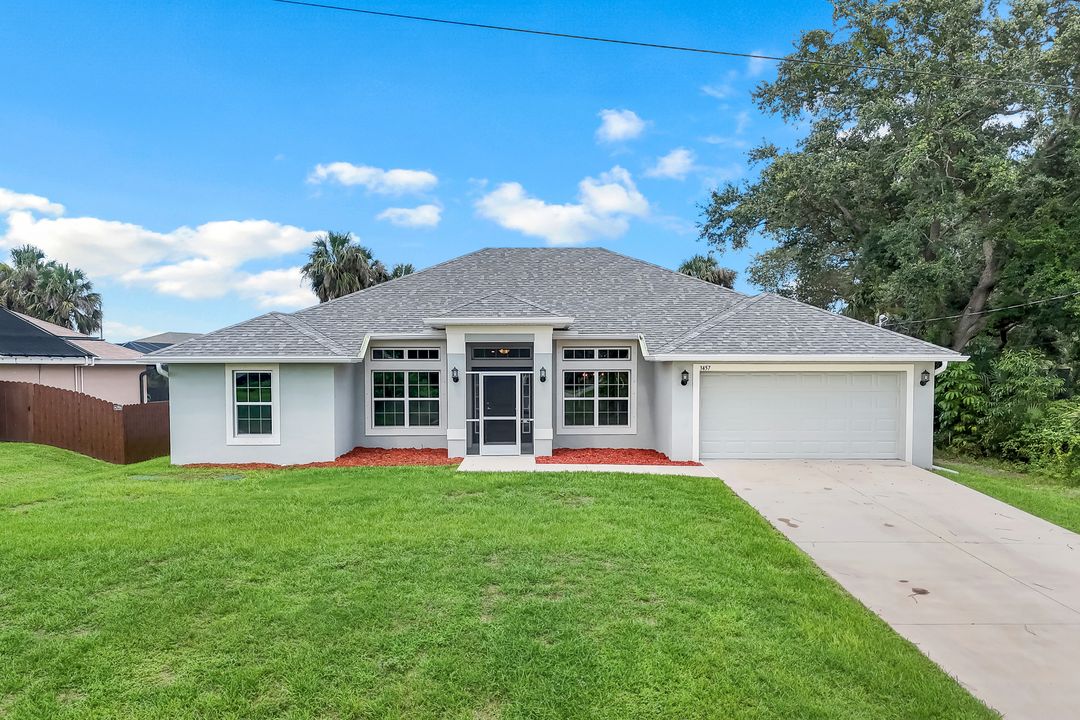 3457 NE 18th Pl, Cape Coral, FL 33909