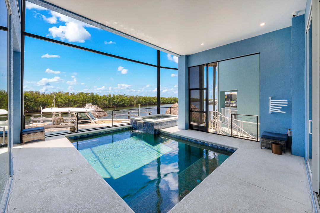 5826 Shell Cove Drive, Cape Coral, FL 33914