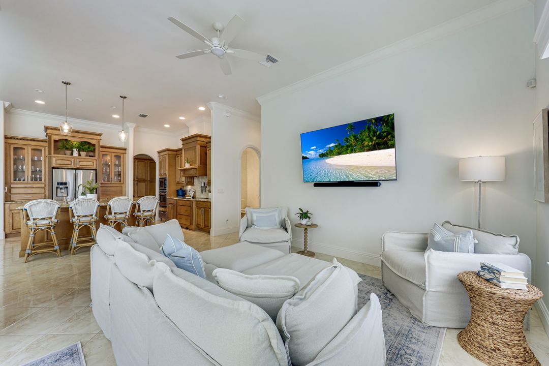 1148 Lamplighter Ct, Marco Island, FL 34145