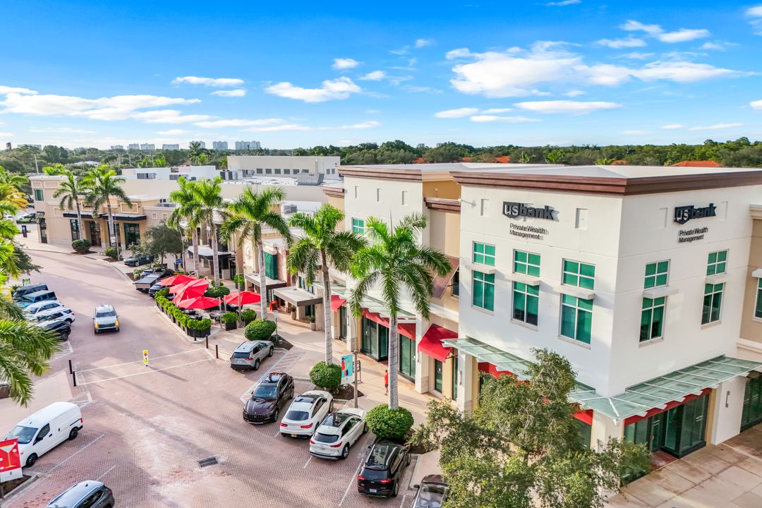 9161 Mercato Way, Naples, FL 34108