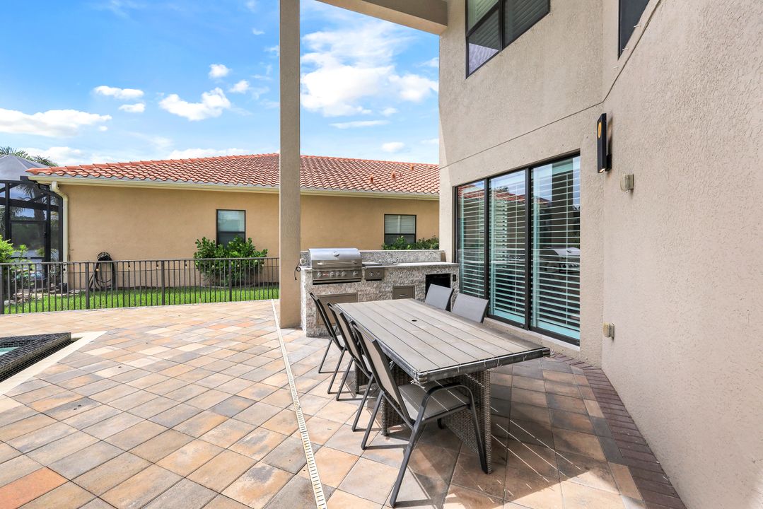 10059 Chesapeake Bay Dr, Fort Myers, FL 33913