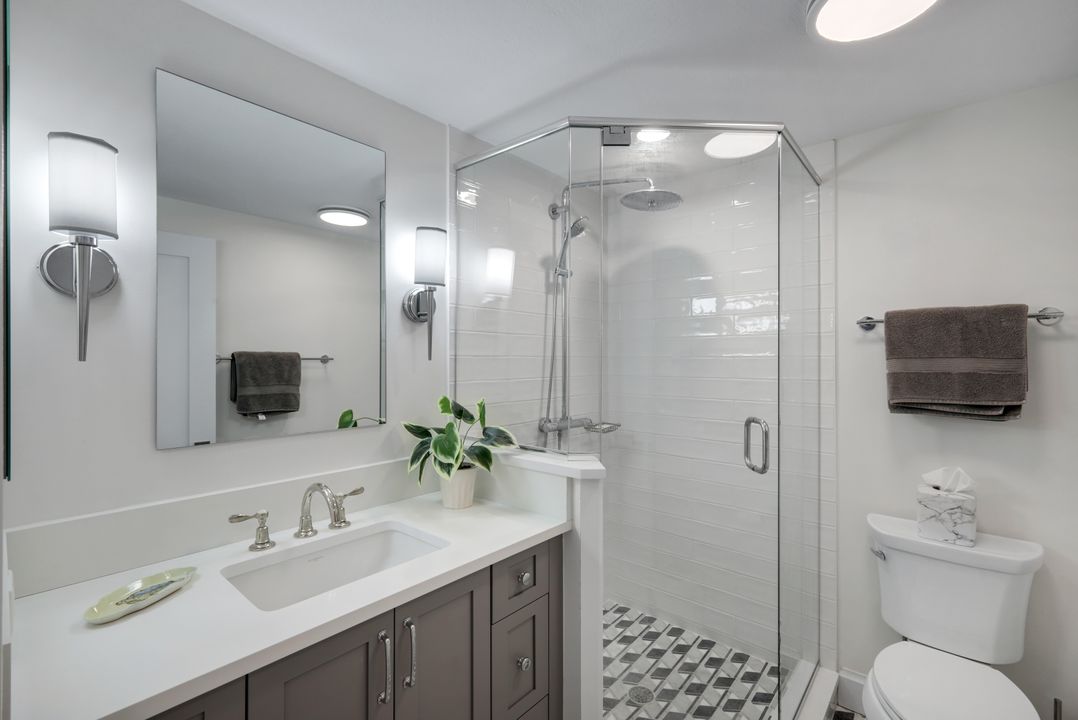 260 Barefoot Beach Blvd #204, Bonita Springs, FL 34134