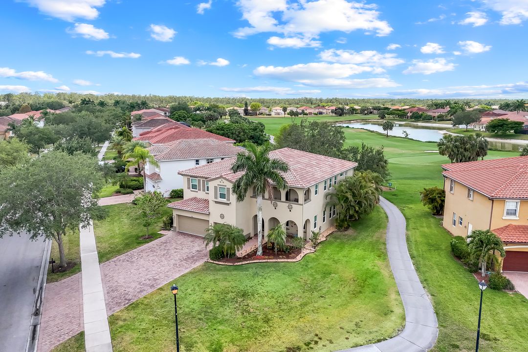 1776 Birdie Dr, Naples, FL 34120