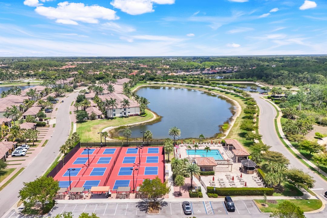 9590 Trevi Ct #5323, Naples, FL 34113