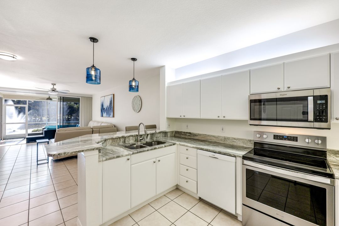 10921 Santa Margherita Rd #103, Bonita Springs, FL 34135