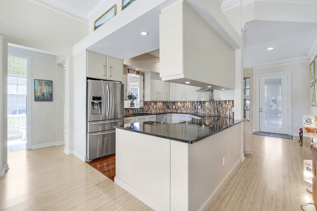 5129 Inagua Way, Naples, FL 34119