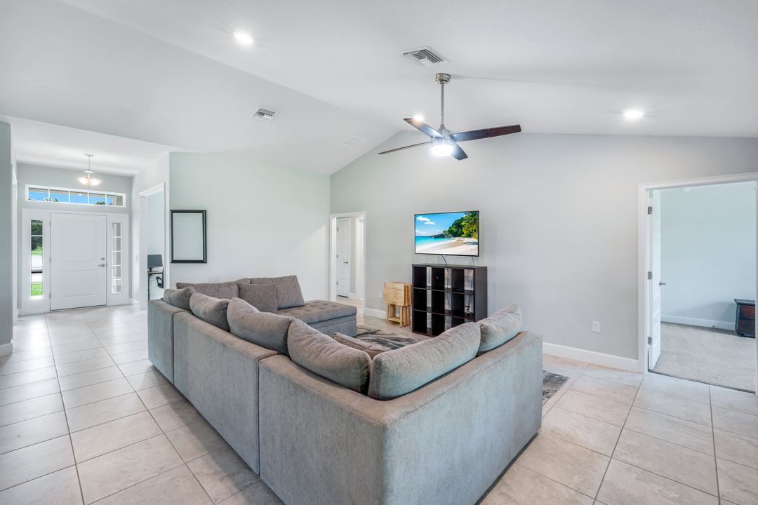 3457 NE 18th Pl, Cape Coral, FL 33909