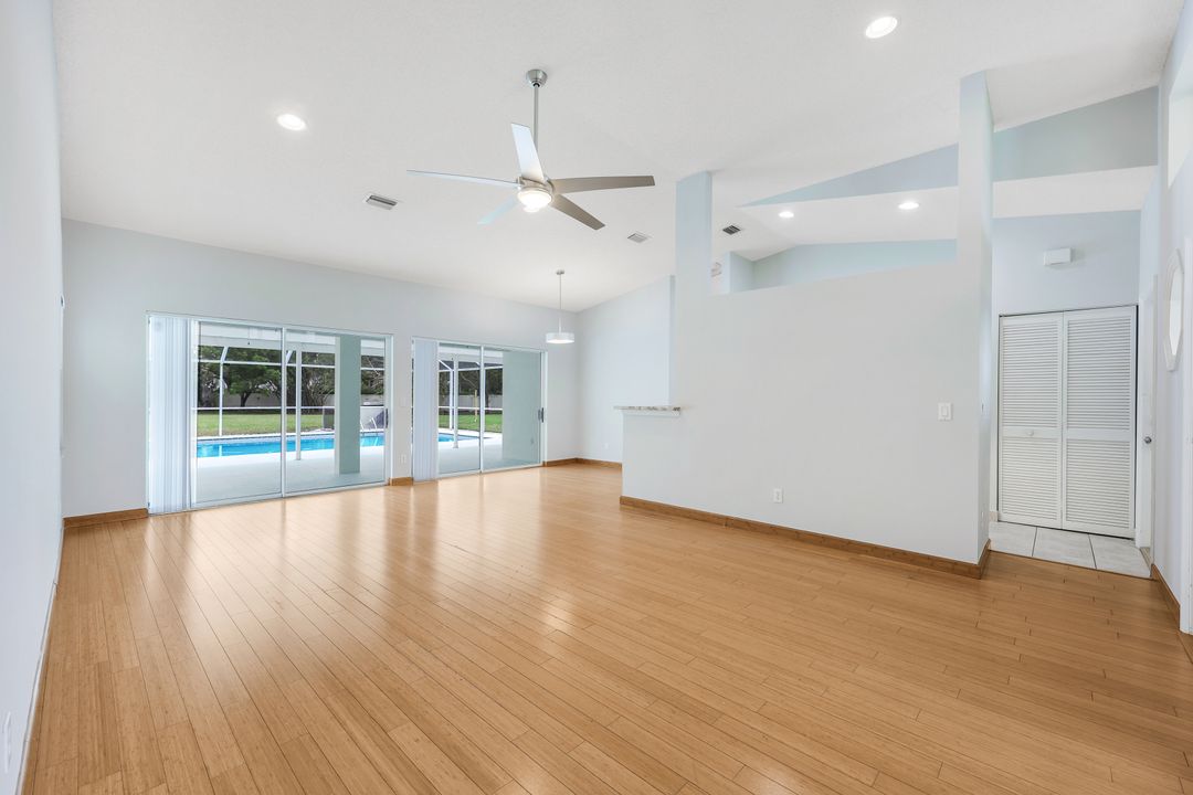 7234 Mill Pond Cir, Naples, FL 34109