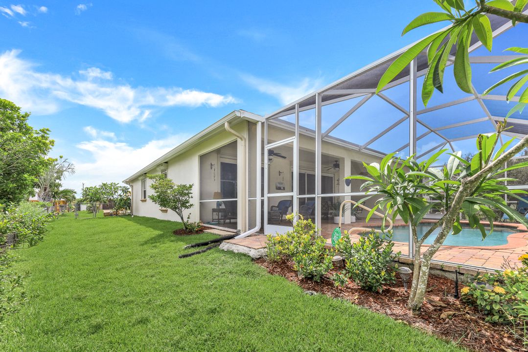 1802 SW 2nd Ave, Cape Coral, FL 33991