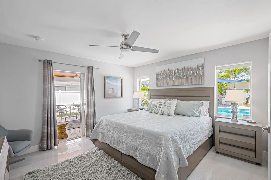 558 98th Ave N, Naples, FL 34108