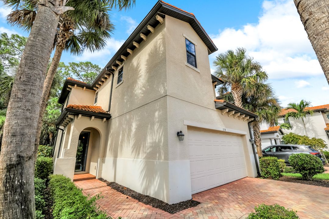 1178 Genovesa Ct, Naples, FL 34113