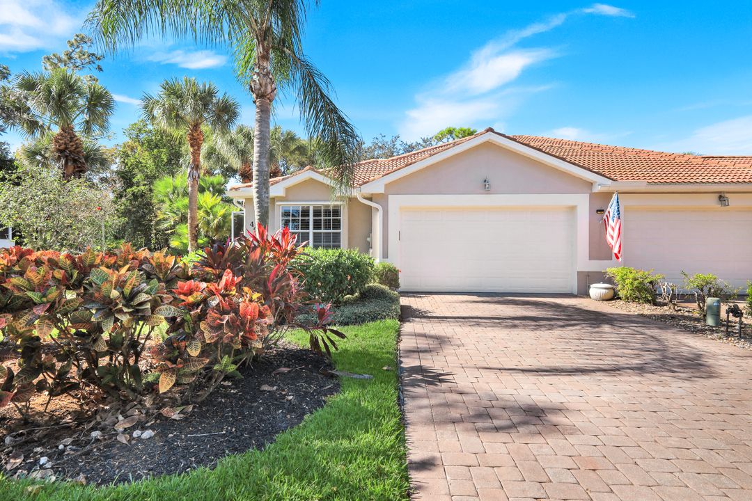 4062 Stow Way, Naples, FL 34116